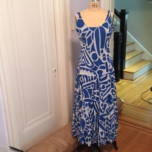 EUC Jones New York graphic print maxi dress